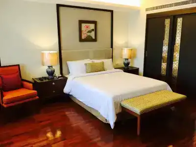 Indra Regent - 79