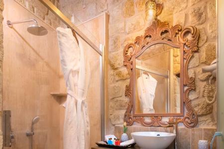 Elysion Cave Suites - 47