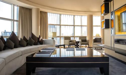 Jumeirah Emirates Towers - 89