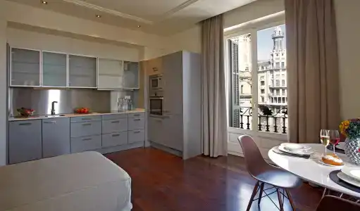 Duquesa Suites Barcelona - 69