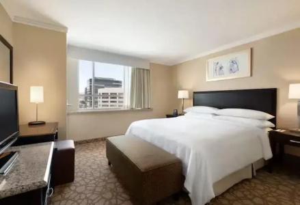 Embassy Suites Los Angeles - 29
