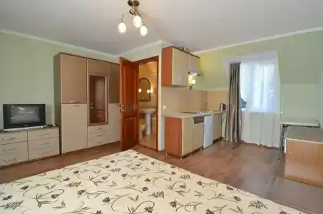 Таврический - 1