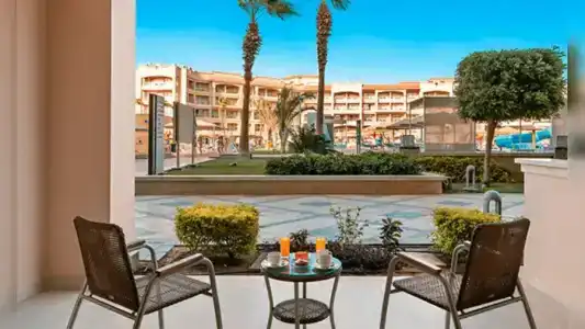 Albatros White Beach - 51