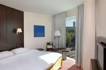Park Inn by Radisson Meriton Conference & Spa Tallinn - 73