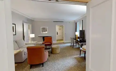 Omni Berkshire Place - 94