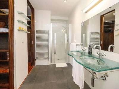 Ibis Praha Old Town - 53
