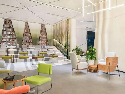 Novotel World Trade Centre Dubai - 28