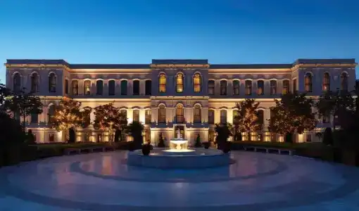 Four Seasons Istanbul at the Bosphorus - 31