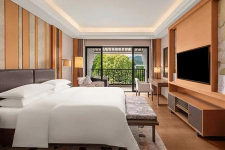 Sheraton Grand Hangzhou Wetland Park Resort - 76