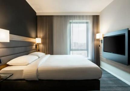 Moxy Glasgow Sec - 30