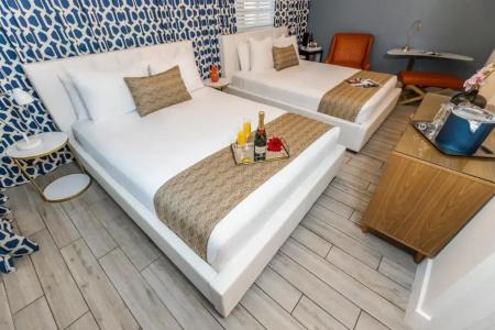 Oceanside and Suites - 44