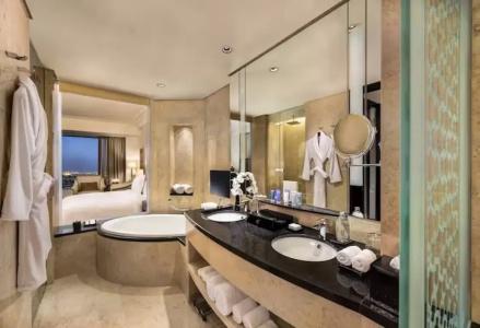 Conrad Dubai - 55