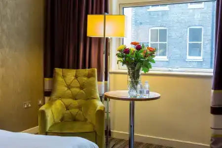 DoubleTree by Hilton London – West End - 9