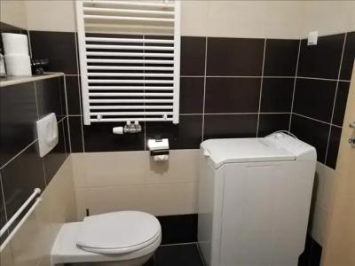 Corvin Center Suites - 84