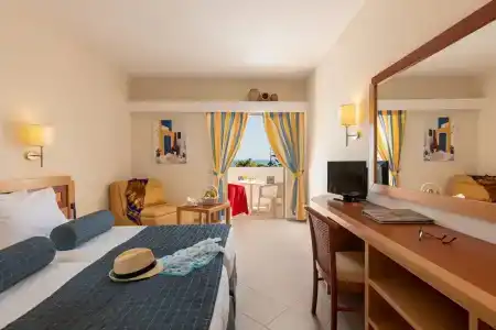 Anissa Beach - 29