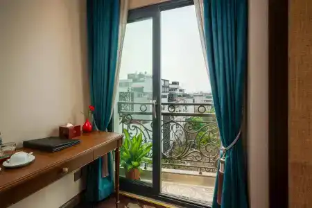 Hanoi Peridot - 49