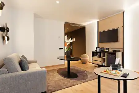 Melia Avenida de America - 75