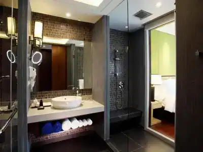 Graceland Khaolak Beach Resort- Sha Extra Plus - 13
