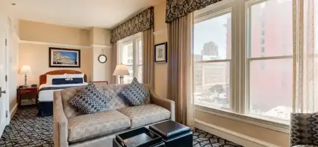 Gaslamp Plaza Suites - 28