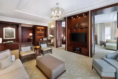 The Ritz-Carlton - 88