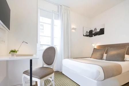 Hôtel Mistral - 53