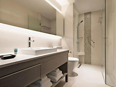 Hyatt Place Bangkok Sukhumvit - Sha Plus Certified - 29