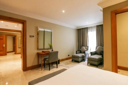 Dubai Marine Beach Resort & Spa - 98