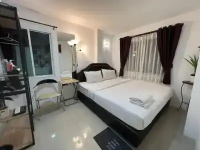 Ban Thungdang Boutique - 5