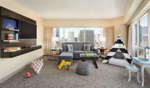 Swissotel Chicago - 89