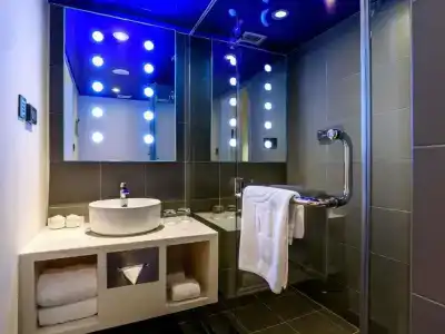 Novotel Bangkok On Siam Square - Sha Extra Plus Certified - 25