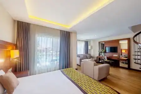 Salamis Park & Casino - 109