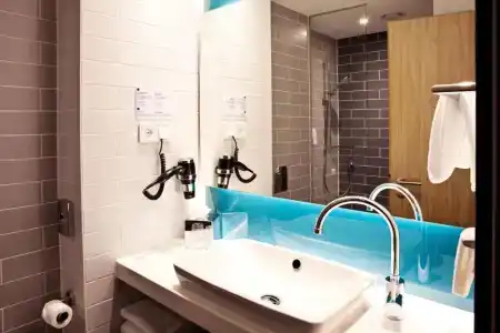 Holiday Inn Express - Ringsheim, An Ihg - 66