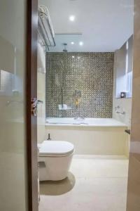 DoubleTree by Hilton London - Marble Arch - 35