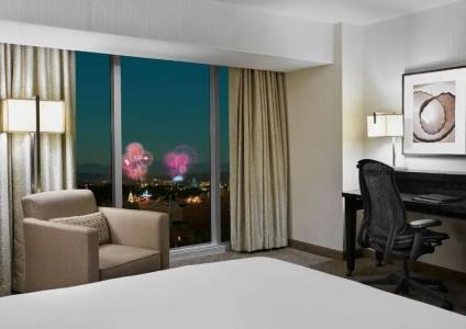 Hilton Anaheim - 55