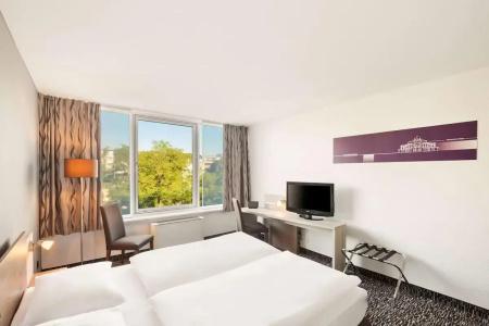 Park Inn by Radisson Dresden - 37