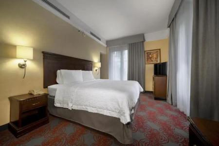 Hampton Inn & Suites Mexico City - Centro Historico - 12