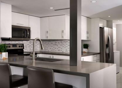 DoubleTree by Hilton Grand Biscayne Bay - 107