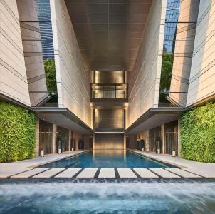 Rosewood Bangkok - 21