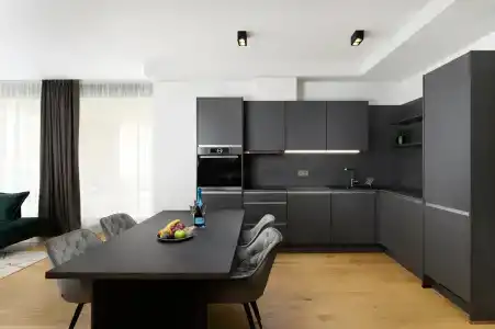 Emerald Downtown Suites - 36