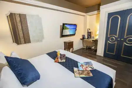 Riviera Suites - 60