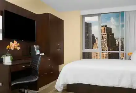 Hilton Garden Inn Times Square Central - 41