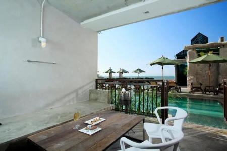 Pattaya Modus Beachfront Resort - 13