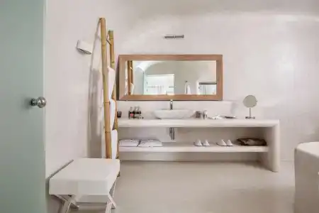 Charisma Suites - 49
