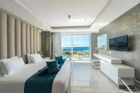 Chrysomare Beach & Resort - 3