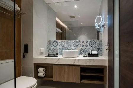 Ramada Plaza Chao Fah Phuket - Sha Extra Plus - 54