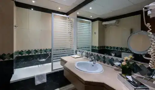 Triumph Plaza - 58
