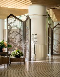 Dusit Thani Bangkok - 1