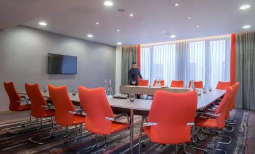 Clayton Chiswick - 23