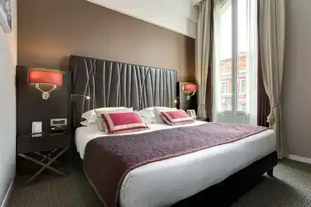 Artemide - 50