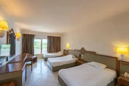 Hôtel Sol Azur Beach - 58